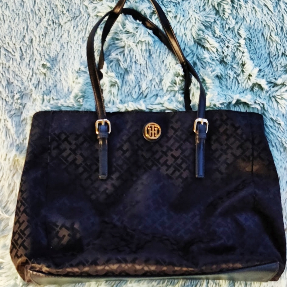 Tommy Hilfiger- Black Tote